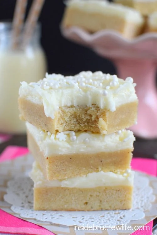 Eggnog Sugar Cookie Bars